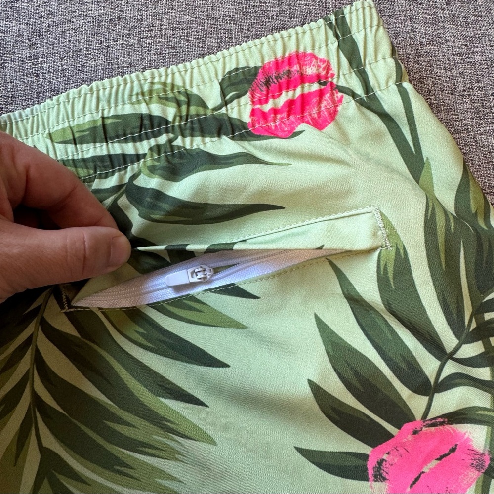 Men’s Duvin Fronds Swim Short Board Shorts Trunks - Picture 3 of 5